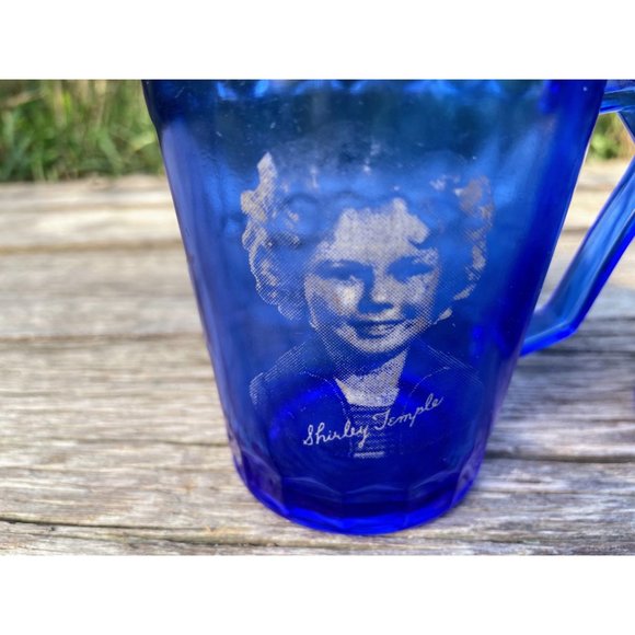 Antique 1930s 2 Shirley Temple Creamer PItchers Blue Hazel Atlas - Picture 2 of 11